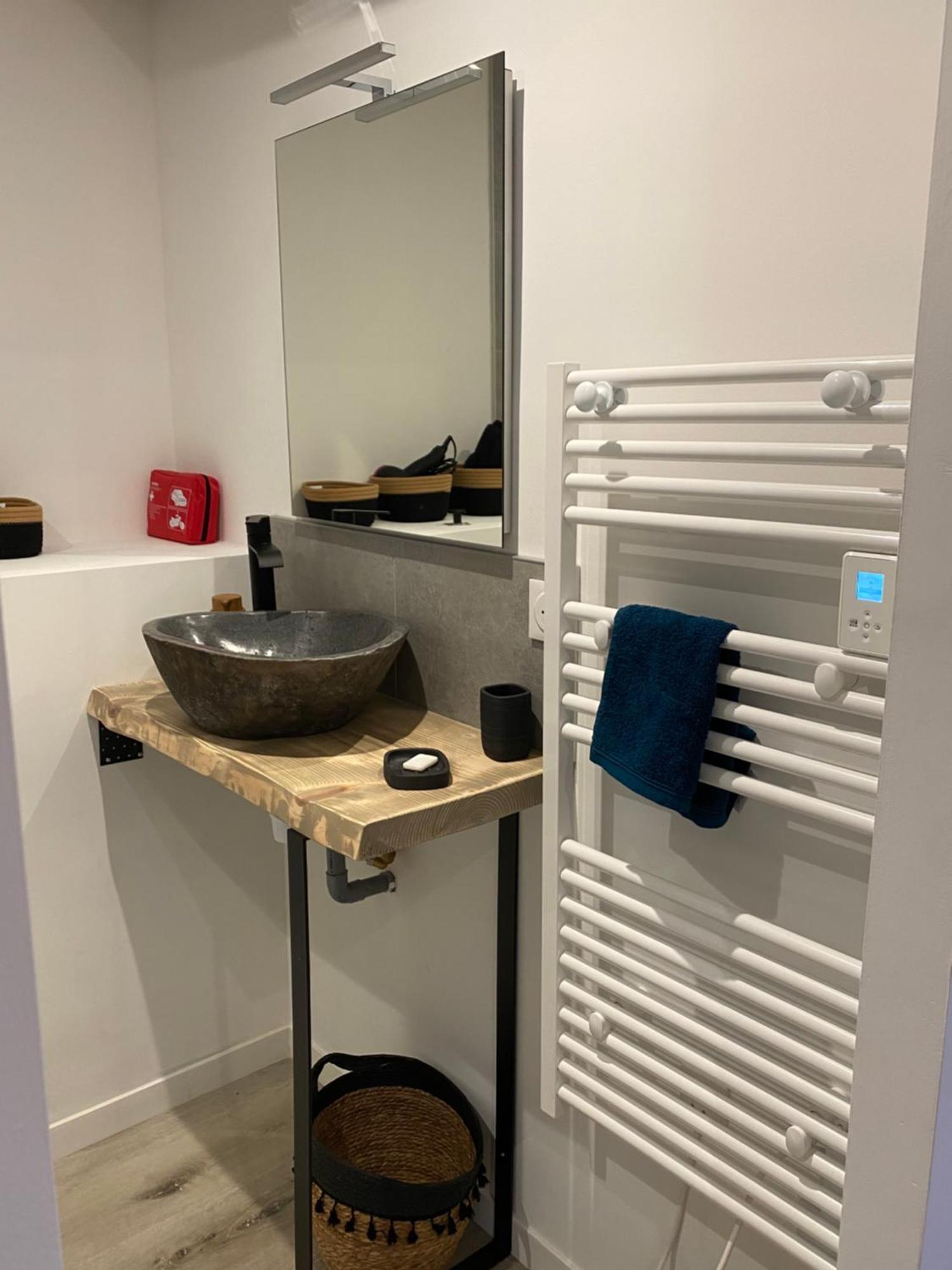 Cugand Maisonnette 2/4 Personnes En Bord De Sevre מראה חיצוני תמונה
